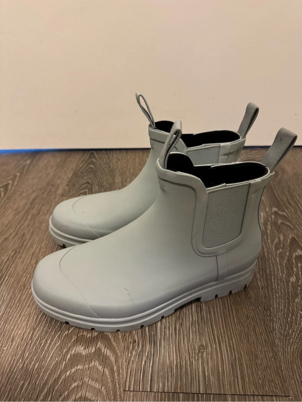 Everlane The Rain Boot in Sage